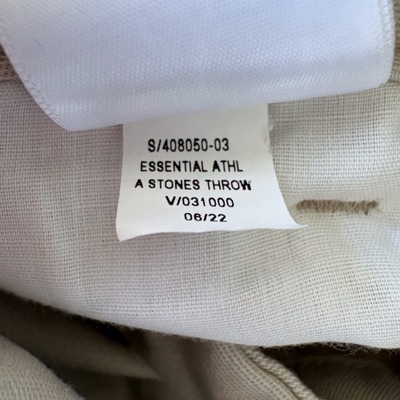 Old Navy Size 34 Lot of 2 Pants Navy Blue & Light Tan School Chino Preppy Khakis - Picture 9 of 16